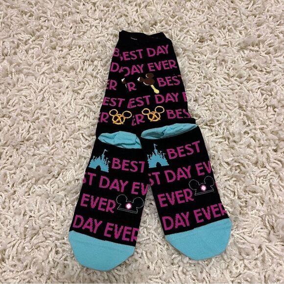 Disney Parks Best Day Ever Socks - Picture 2 of 2